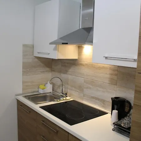 Apartment Suite113 In The Center With Beach